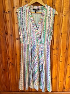 BCBGMaxAzria Sleeveless Multicolor Wavy-Stripe Midi Dress